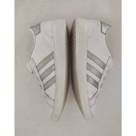 Adidas Grand Court 2.0 Shoes -White / Matte Silver - Kids - US Size 2.5 - Picture 13 of 16